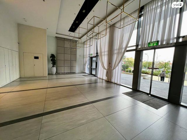 דירה, עזר וייצמן, מתחם 1200, הוד השרון