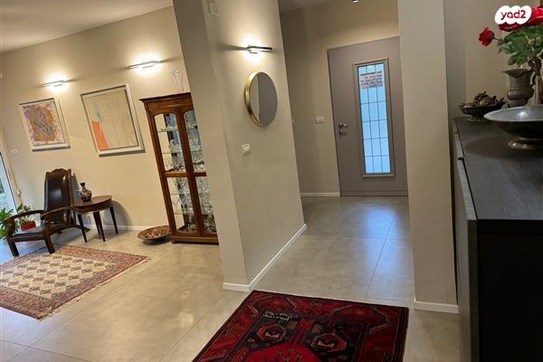 משק חקלאי/ נחלה, אודים