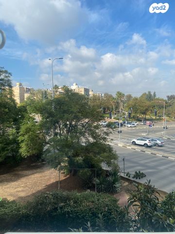 דירה, אלופי צה"ל, קרית שרת מזרח, חולון