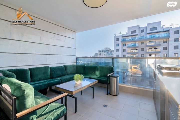 דירה, יהודה הלוי, נאות שמיר, יבנה