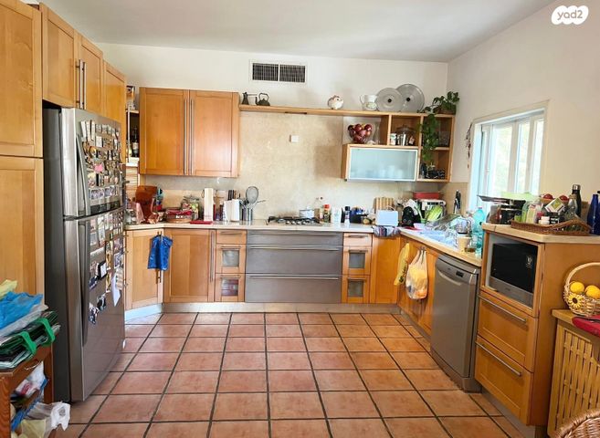 דירה, בן יהודה 14, הרצליה