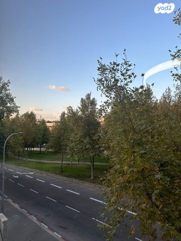 דירה, עמק האלה, הנביאים, מודיעין מכבים רעות