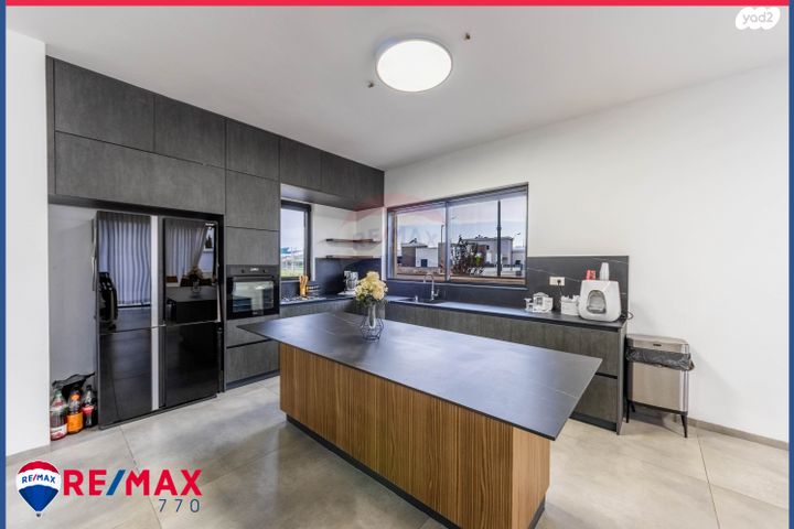 בית פרטי/ קוטג', חבר