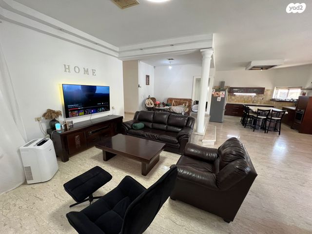 בית פרטי/ קוטג', מונטיפיורי, קרית מנחם בגין, נתיבות