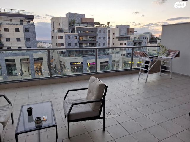 דירה, יצחק נבון, מורשת, מודיעין מכבים רעות