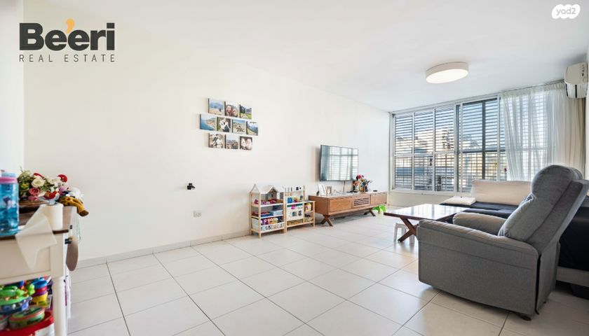 דירה, אריה בן אליעזר 60, נווה יהושע, ערמונים, רמת גן