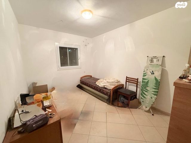 דירה, הרב אברהם מרדכי ווינגרטן, חומת שמואל, הר חומה, ירושלים