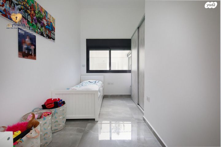 דירת גן, שדרות בר אילן 1, לב העיר, בת ים