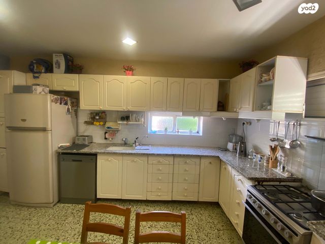 בית פרטי/ קוטג', שמואל דיין 6, נאות גנים, נתניה