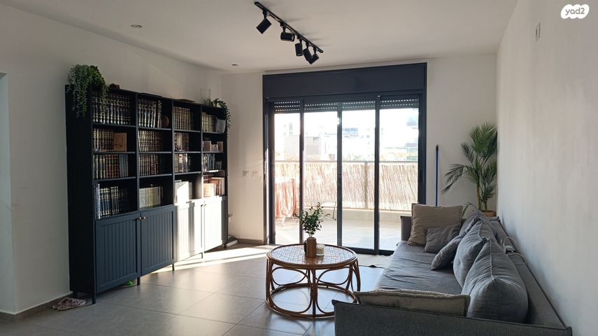 דירה, רבקה אמנו, כרמי גת, קרית גת