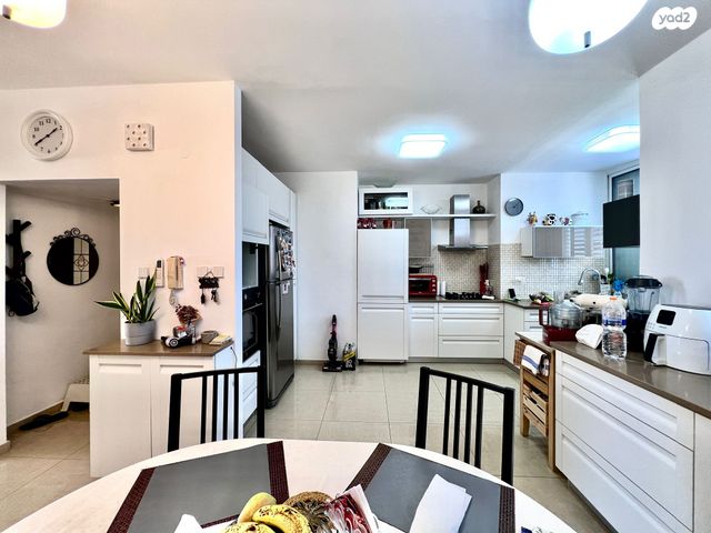 דירה, הל"ה 2, רמת אפרים, נתניה