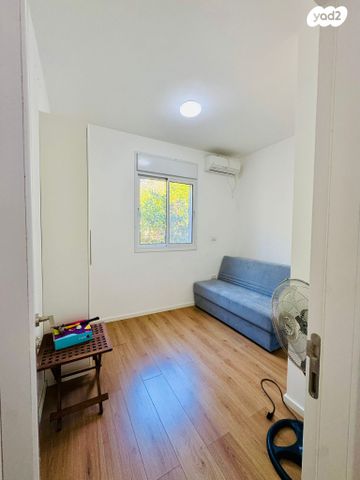 בית פרטי/ קוטג', גינת אגוז 1, חד נס, חד נס