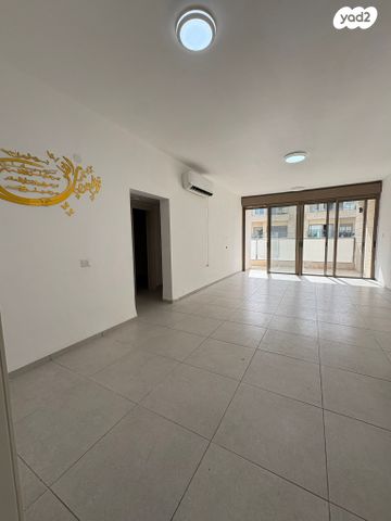 דירה, מרדכי אנילביץ' 9, מרכז העיר, עכו