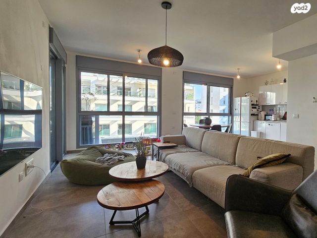 דירה, חנה רובינא, מרכז, הרצליה