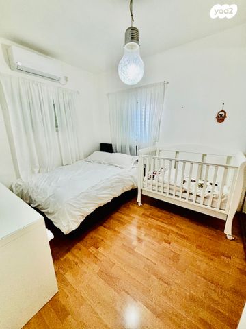 דירה, שדרות בר אילן 18, דרום מערב ותיק, בת ים