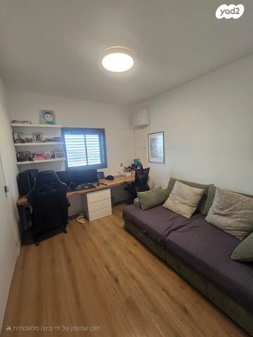 דירה, אסתר המלכה, כרמי גת, קרית גת