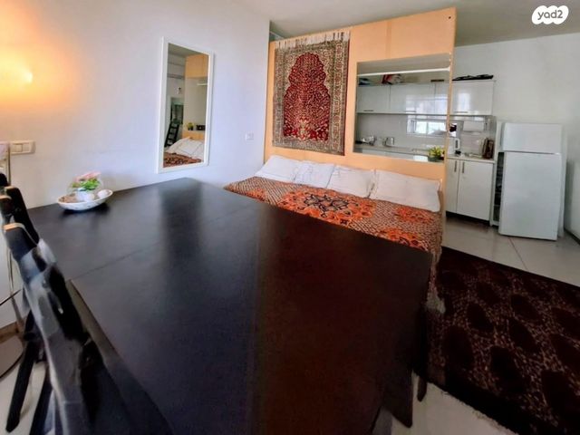 דירה, אליהו מני, ירושלים