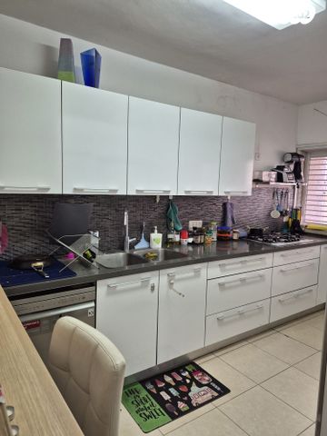 דירה, ש"י עגנון, מרכז דרום, רעננה