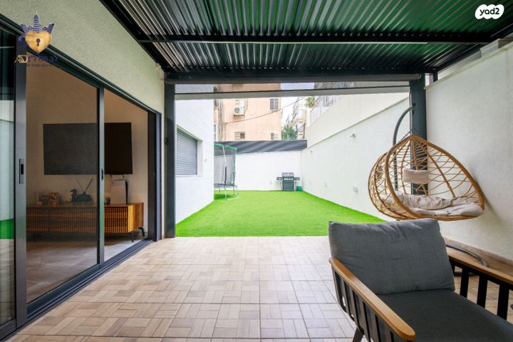 דירת גן, שדרות בר אילן 1, לב העיר, בת ים