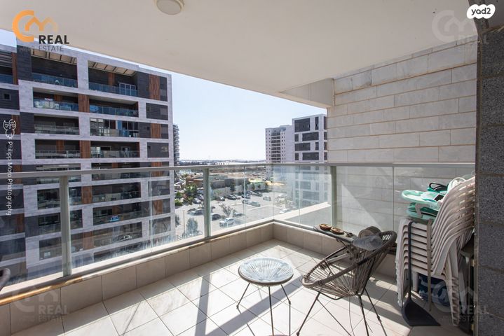 דירה, האנפה, החותרים, טירת כרמל