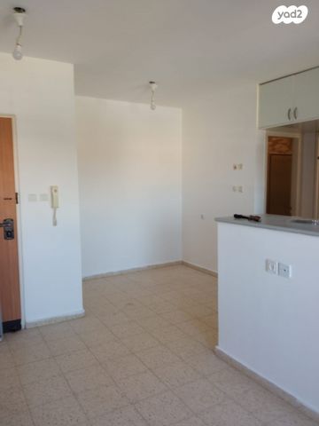 דירה, המכבים 28, שיפר, פתח תקווה