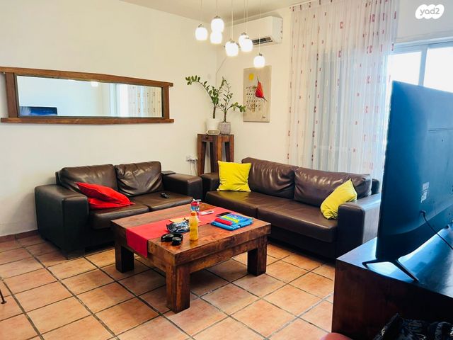 דירה, בן יהודה 14, הרצליה