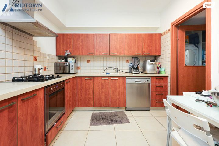 דירה, משעול גיל, ותיקים, כפר סבא