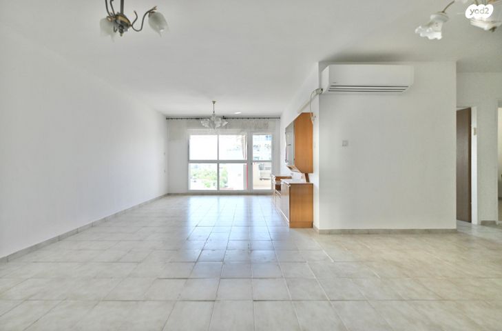 דירה, הגיתית, נאות אשלים, ראשון לציון