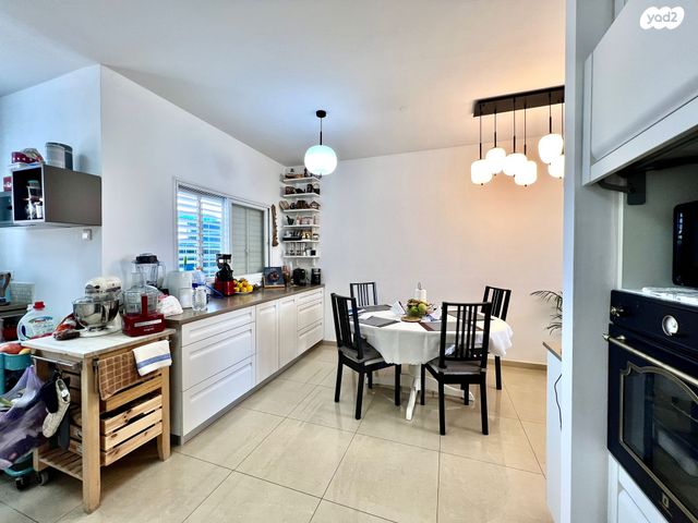 דירה, הל"ה 2, רמת אפרים, נתניה