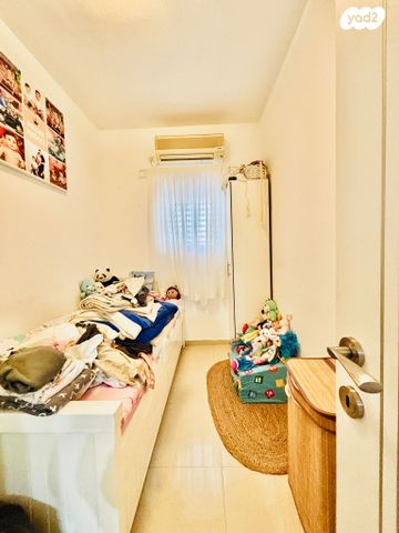 דירה, שדרות בר אילן 18, דרום מערב ותיק, בת ים