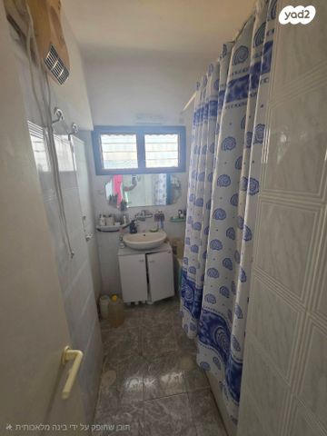 דירה, השקדים, מרכז העיר, סביניה, הוותיקה, קרית ביאליק