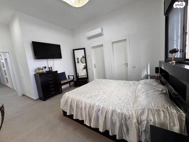 בית פרטי/ קוטג', נירים, הפארק, אופקים