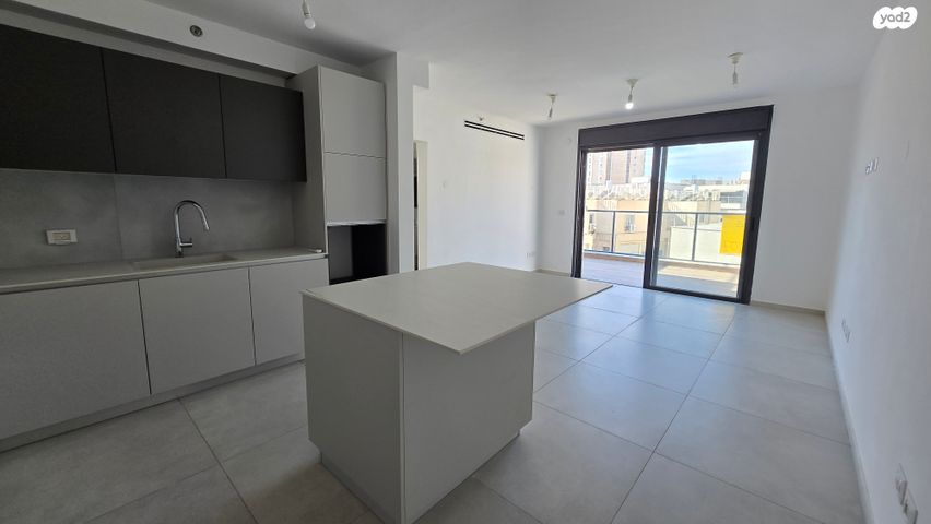 דירה, סוקולוב 18, בת ים