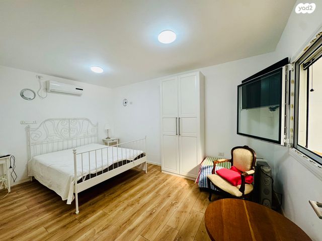 בית פרטי/ קוטג', גינת אגוז 1, חד נס, חד נס