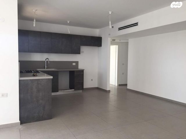 דירה, גולדה מאיר, ח-501, חולון