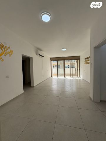 דירה, מרדכי אנילביץ' 9, מרכז העיר, עכו