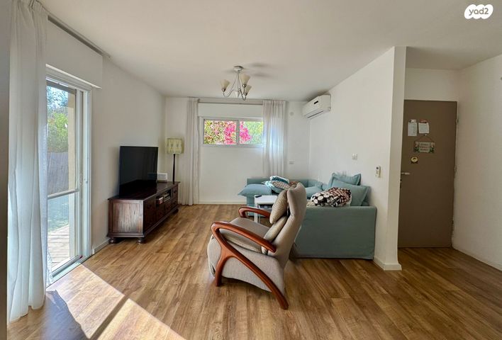 בית פרטי/ קוטג', גינת אגוז 1, חד נס, חד נס