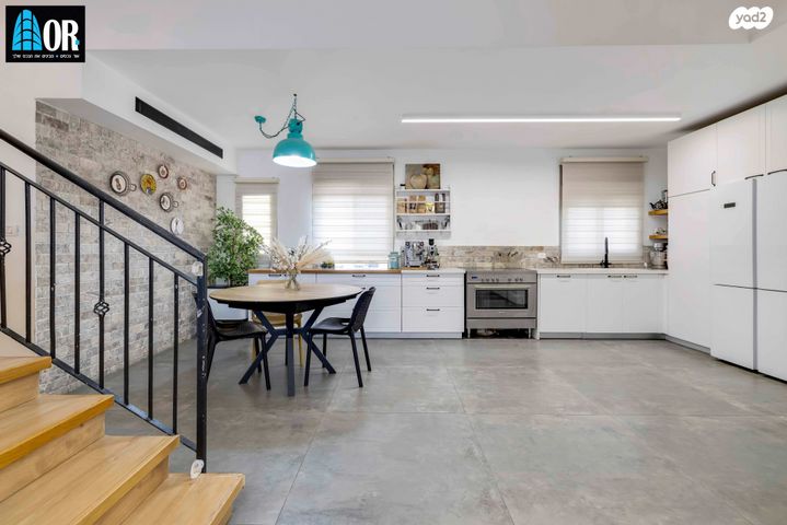 דופלקס, שדרות האלונים, פארק המושבה, באר יעקב