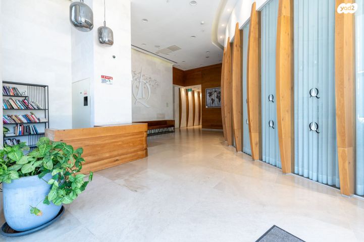 גג/ פנטהאוז, חוט השני 1, עין הים, חדרה