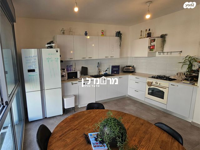 דירה, חנה רובינא, מרכז, הרצליה