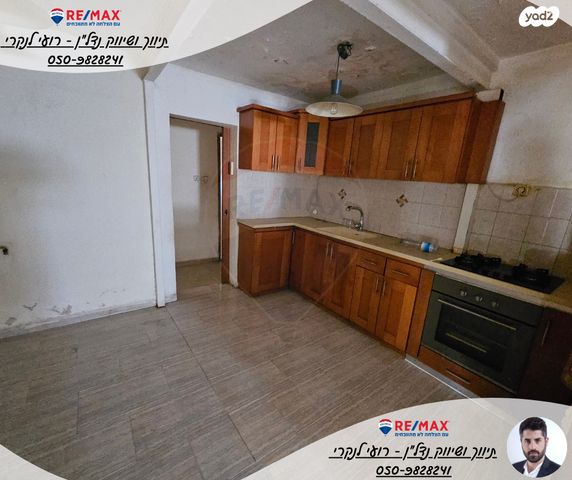 דו משפחתי, החופית, בית שאן