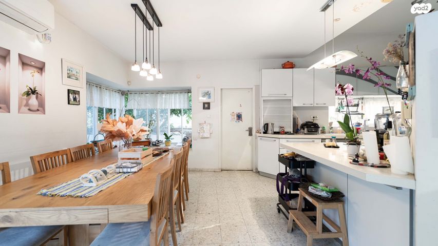 בית פרטי/ קוטג', קרית ביאליסטוק, יהוד מונוסון