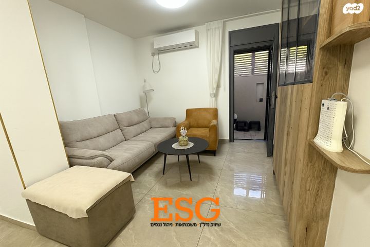 דירת גן, מבוא החמציץ, רובע ח', אשדוד