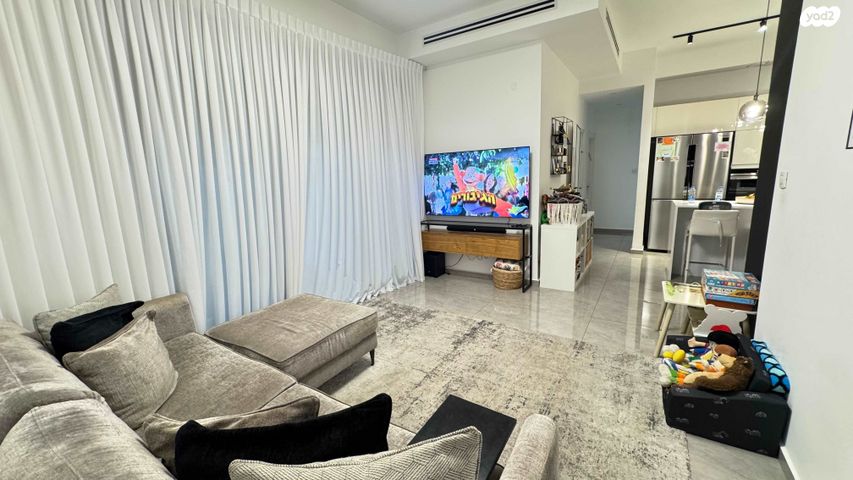 דירת גן, יהושע חנקין 41, אגרובנק, חולון