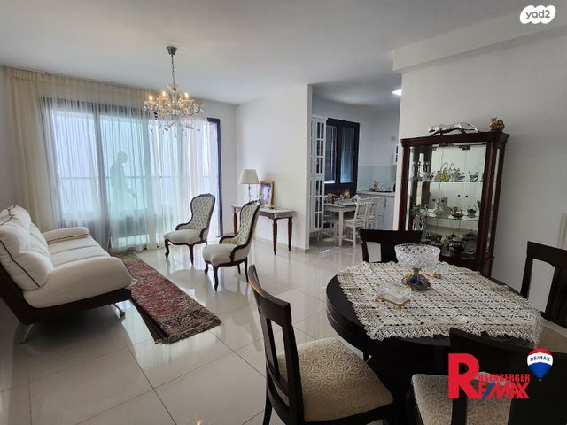 הרב ניסנבאום 37