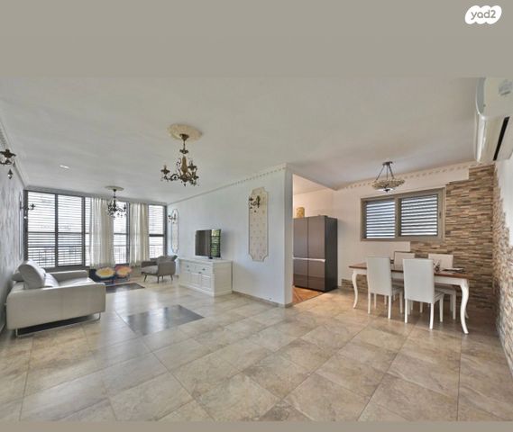 צבי הירשפלד 