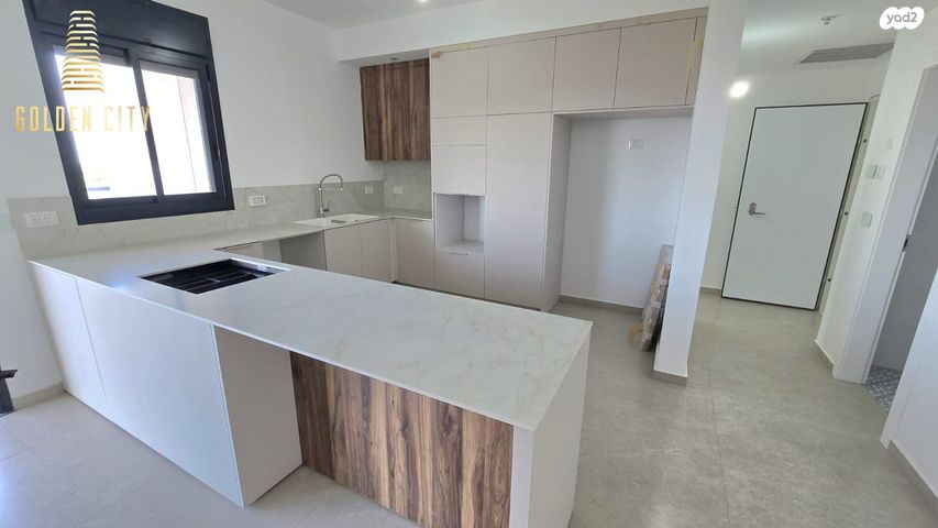 ד"ר יוסף בורג 10