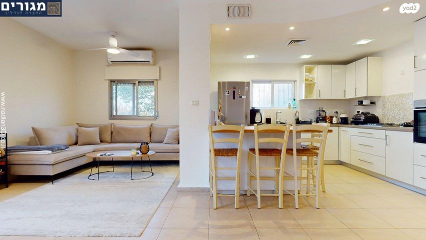 דירה, ד"ר יואכים כספרי, חיפה