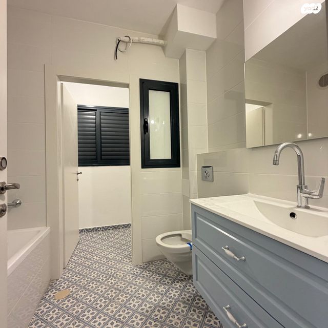 דירה, כרמי הנדיב, אחוזת רוטנר, קרית מלאכי