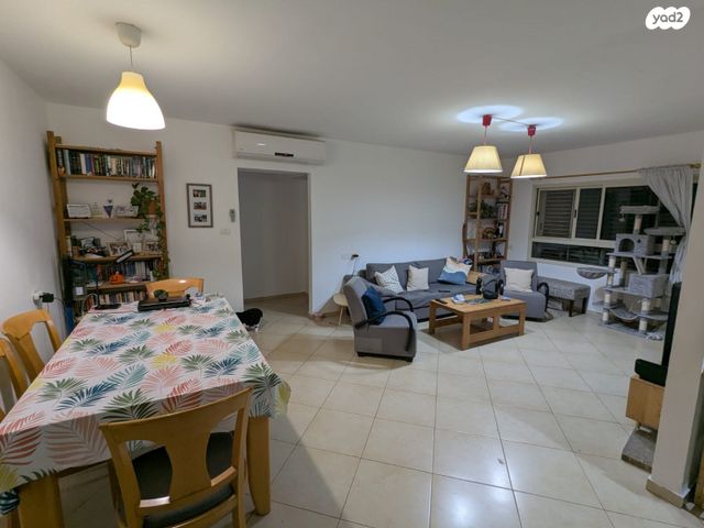 דירה, עוזי נרקיס, רמות הרכס, באר שבע